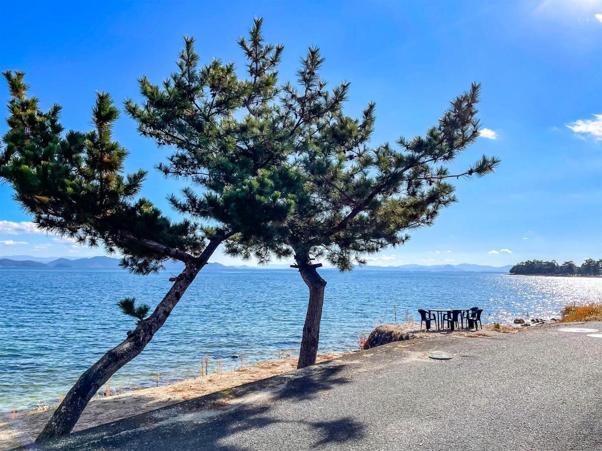 Biwa-Lakeside Cottage B B Dylan Minamikomatsu المظهر الخارجي الصورة