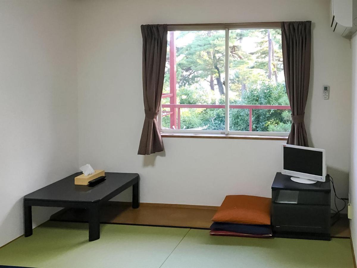 Biwa-Lakeside Cottage B B Dylan Minamikomatsu المظهر الخارجي الصورة